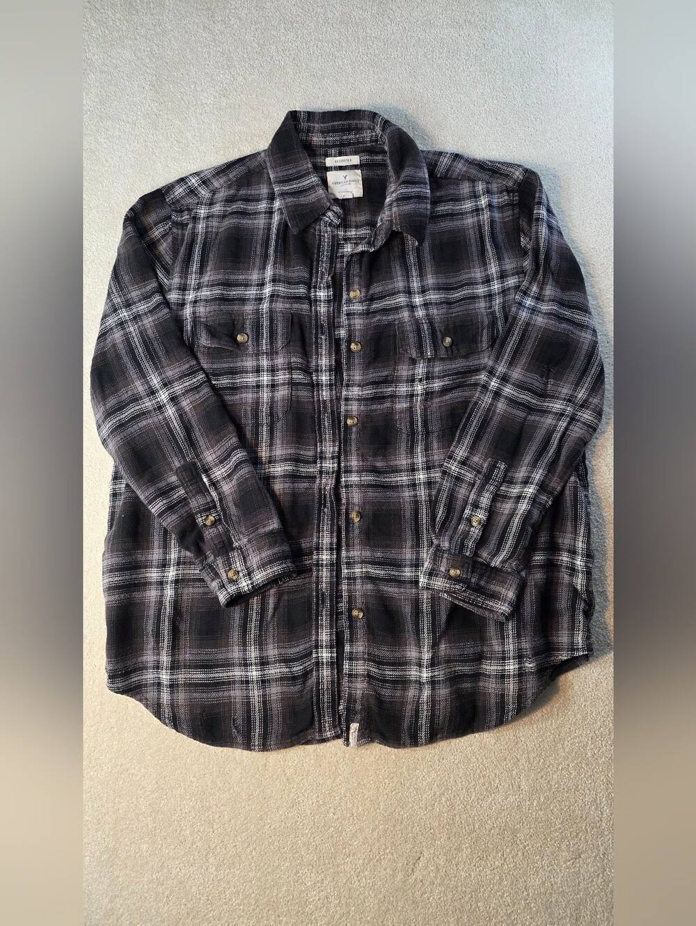 American Eagle Oversized Destroyed Black Flannel Button Down Grunge Dark Women L